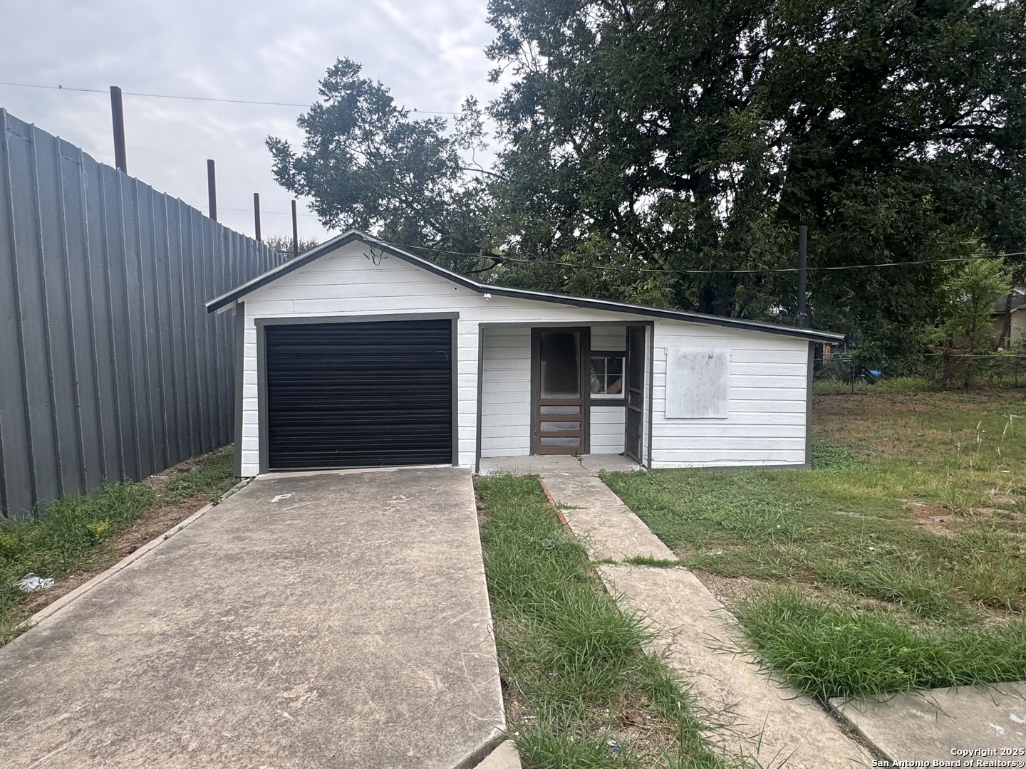 1210 Sims San Antonio TX 78213