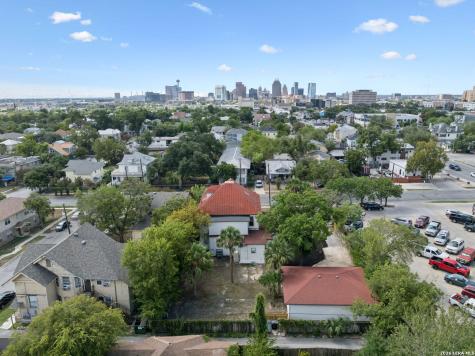 321 E Dewey Place San Antonio TX 78212