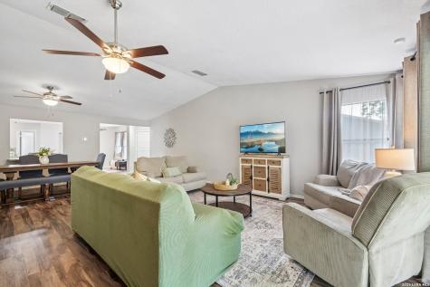 9711 Spruce Ridge Drive Converse TX 78109