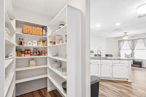 9711 Spruce Ridge Drive Converse TX 78109