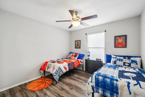 9711 Spruce Ridge Drive Converse TX 78109