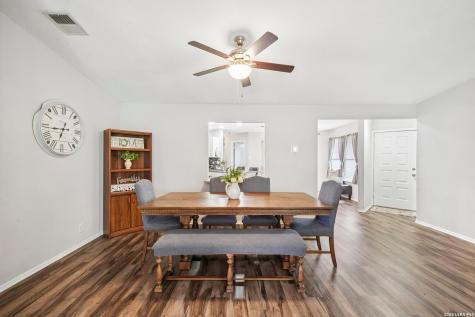 9711 Spruce Ridge Drive Converse TX 78109