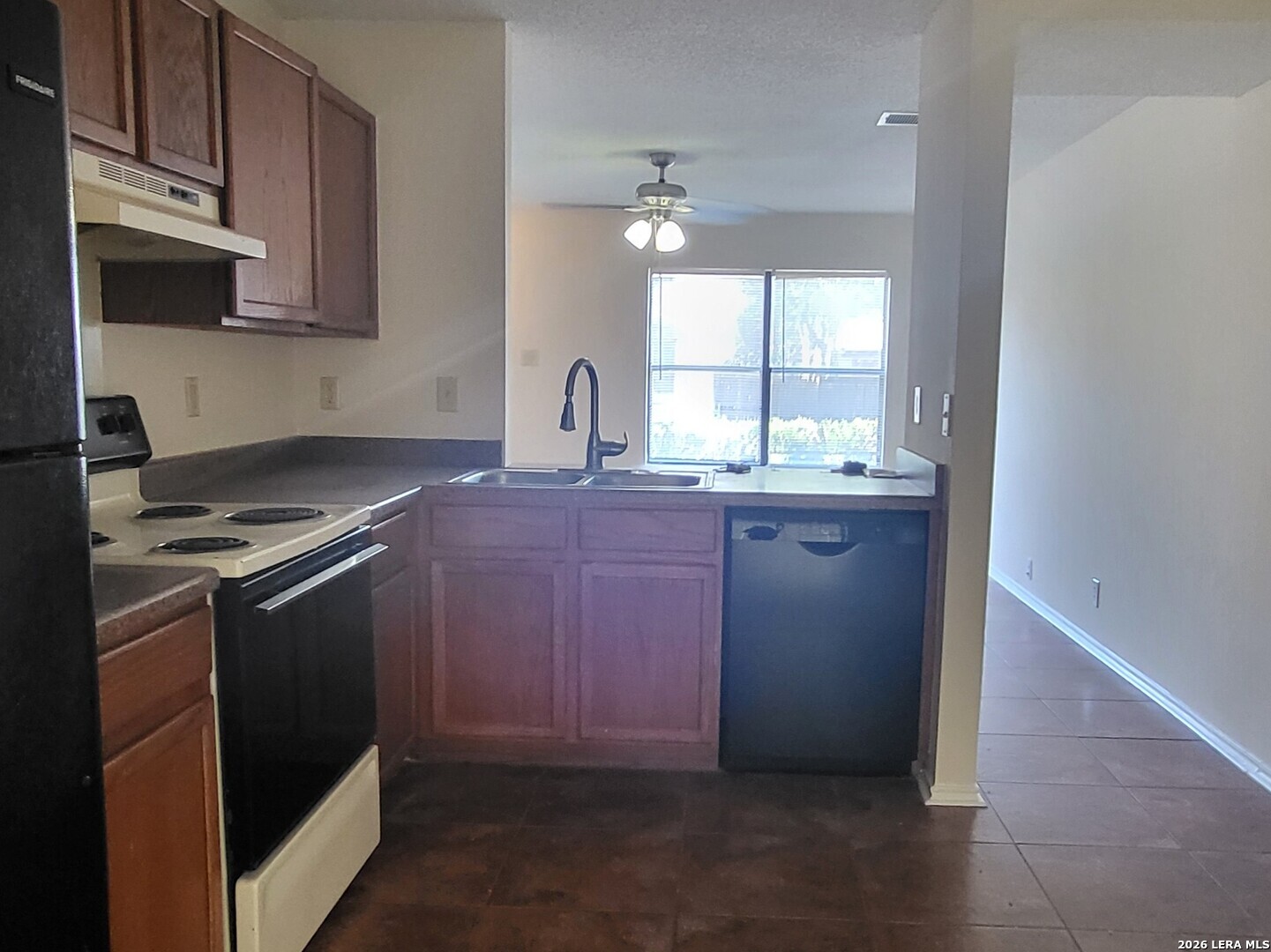 5006 Kenton Rapids San Antonio TX 78240