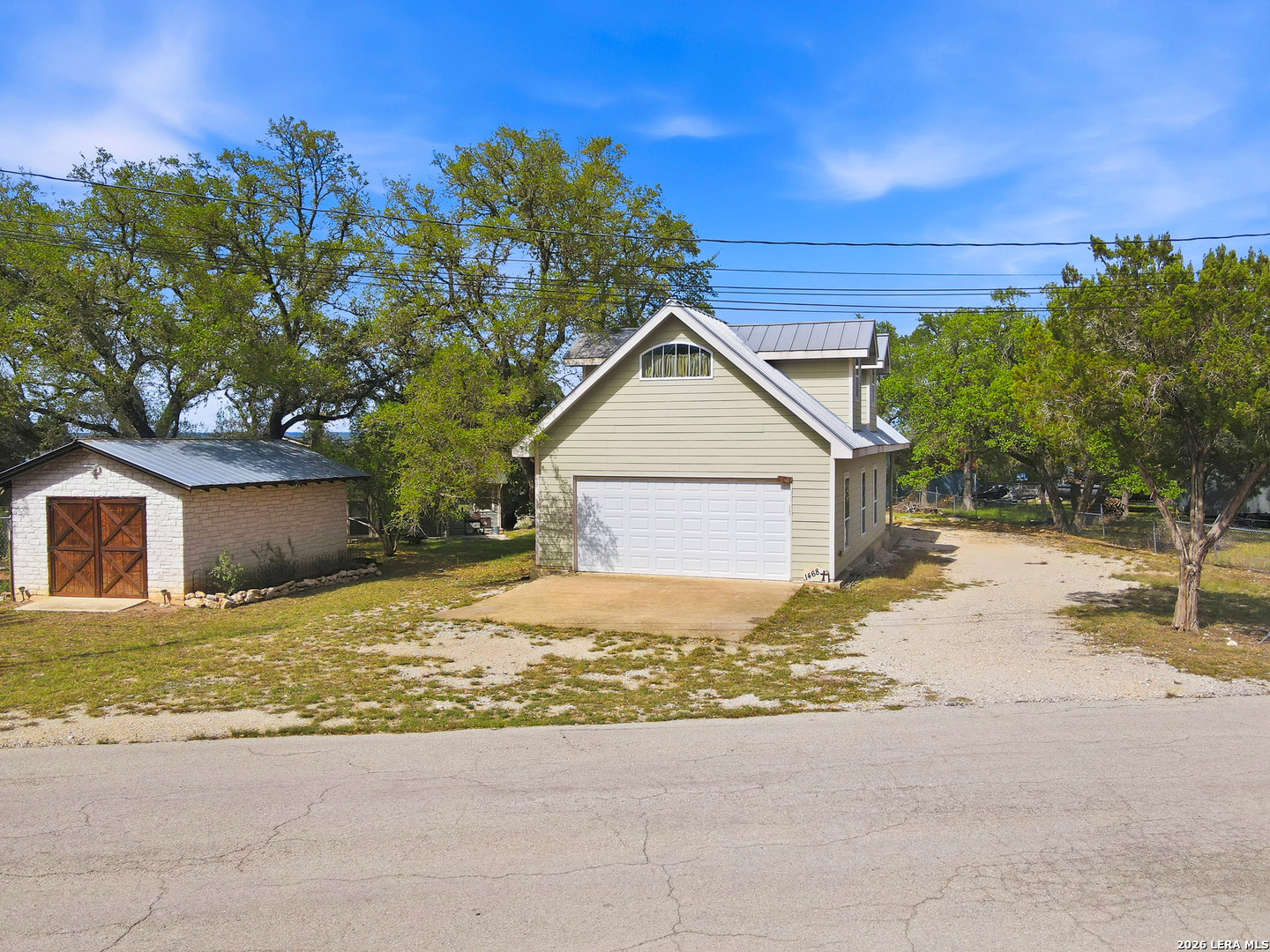 1518 Lakeside Canyon Lake TX 78133