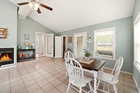 1518 Lakeside Canyon Lake TX 78133