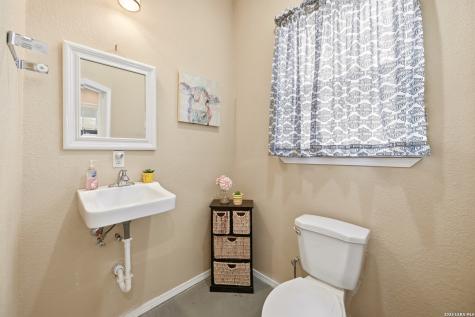 1518 Lakeside Canyon Lake TX 78133