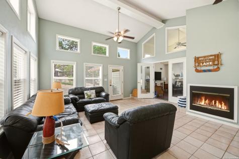 1518 Lakeside Canyon Lake TX 78133