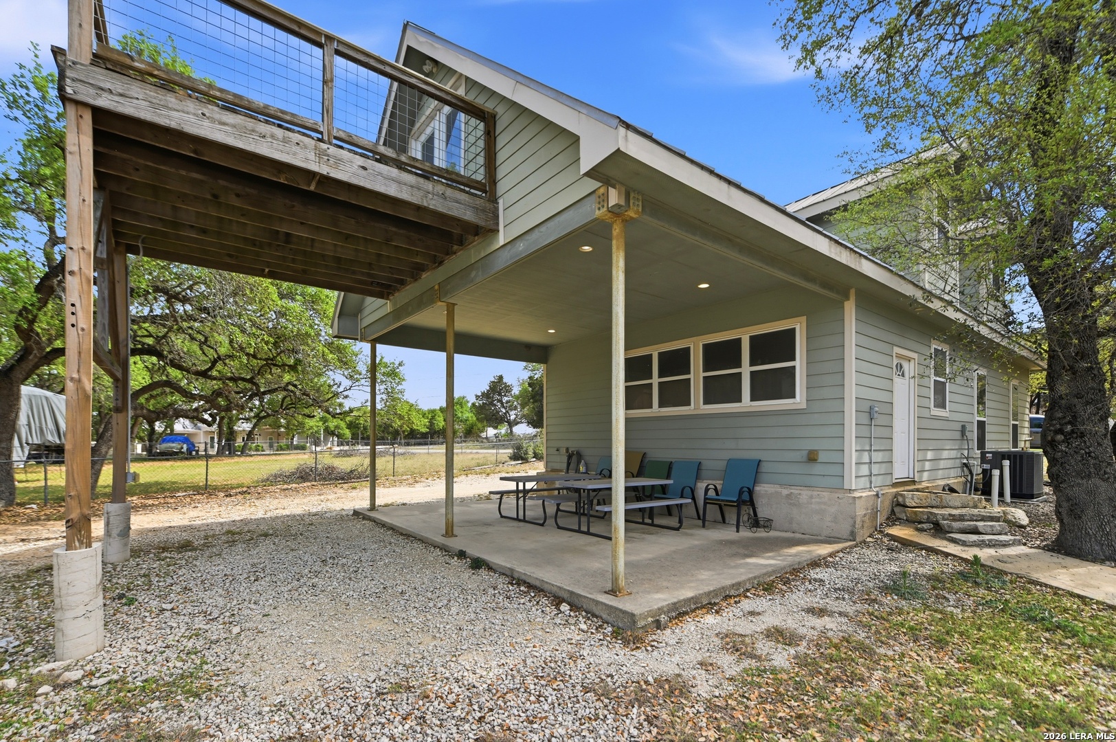 1518 Lakeside Canyon Lake TX 78133