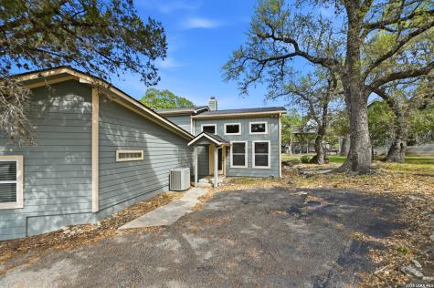 1518 Lakeside Canyon Lake TX 78133