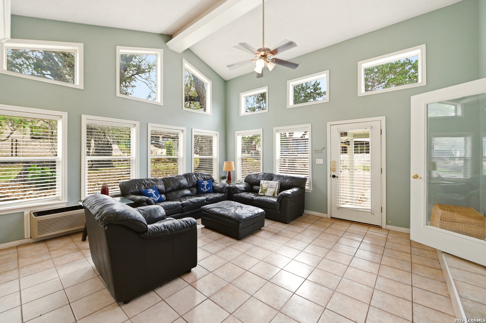 1518 Lakeside Canyon Lake TX 78133