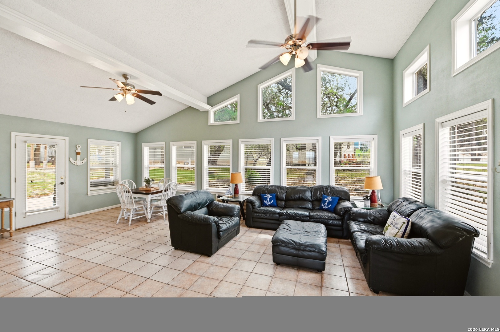 1518 Lakeside Canyon Lake TX 78133