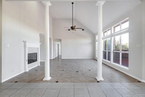 1711 Winding View San Antonio TX 78260
