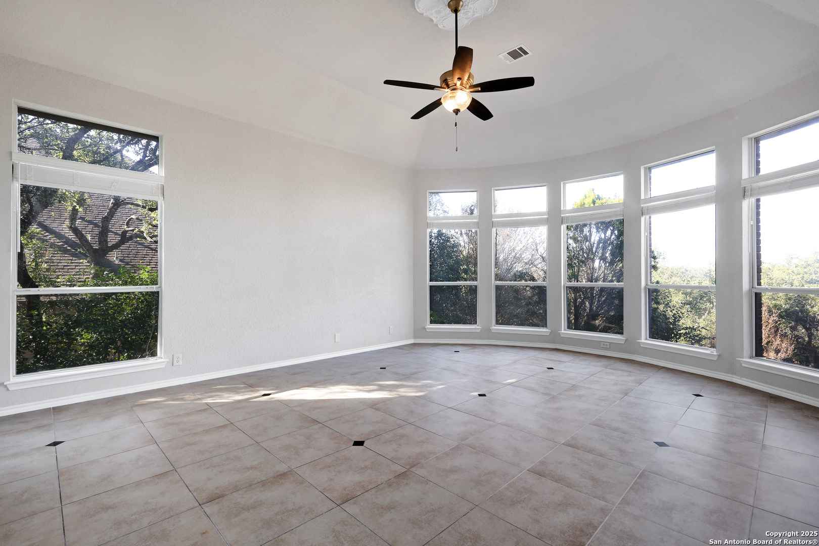 1711 Winding View San Antonio TX 78260