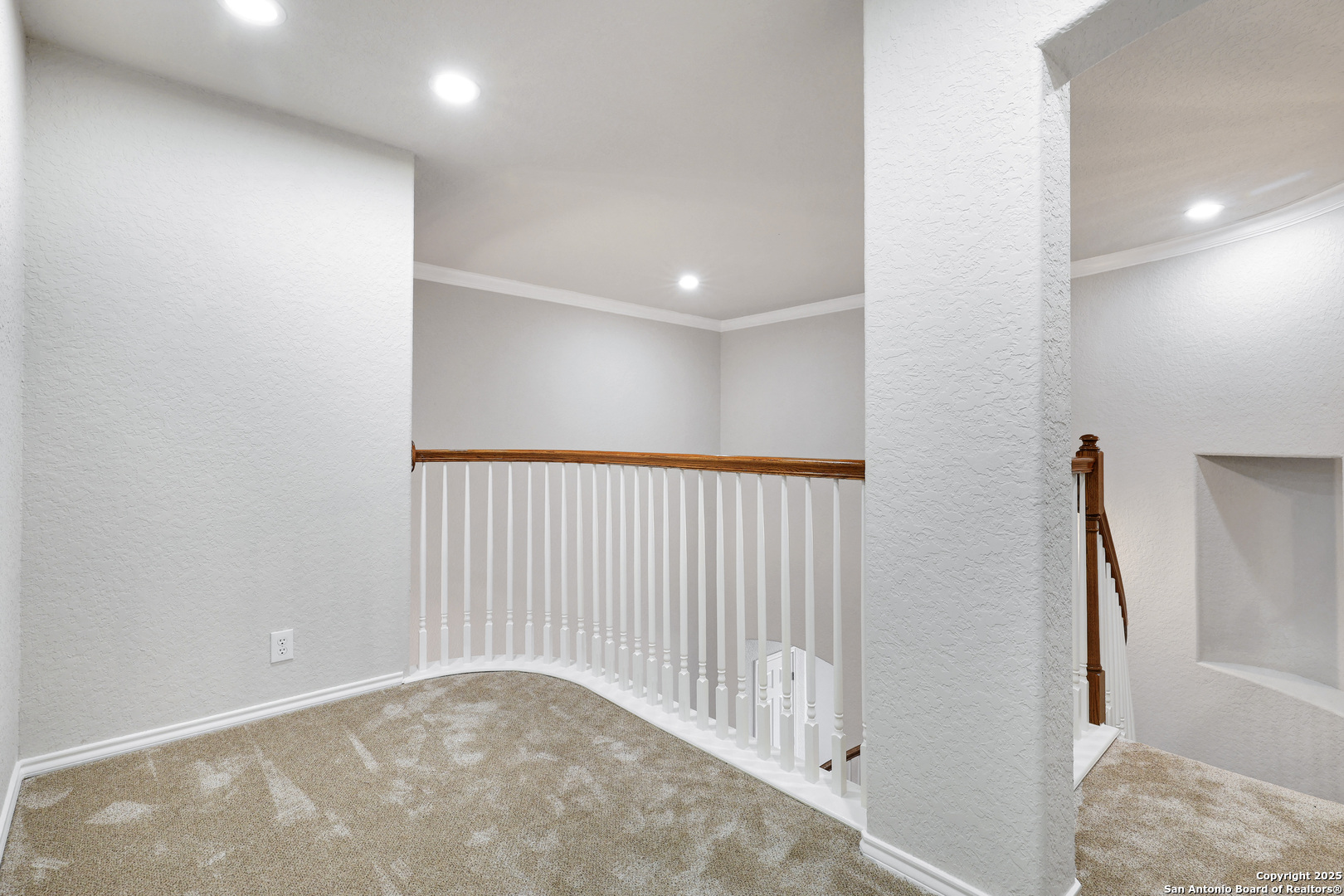 1711 Winding View San Antonio TX 78260