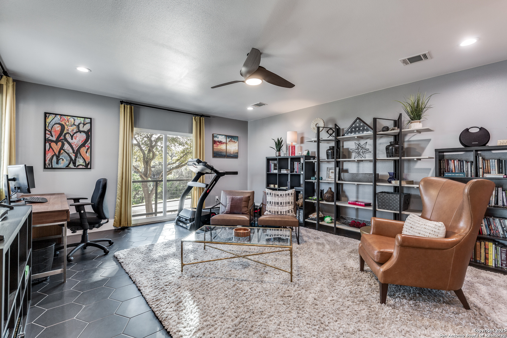 311 E Woodlake Drive San Antonio TX 78229