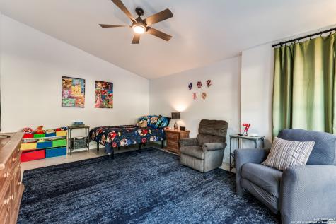 311 E Woodlake Drive San Antonio TX 78229