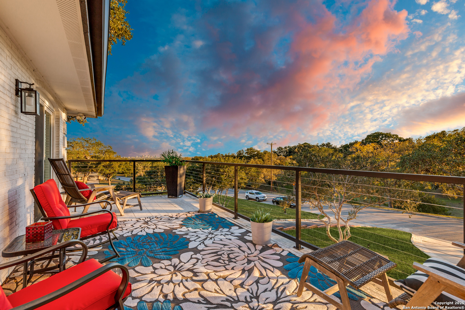 311 E Woodlake Drive San Antonio TX 78229