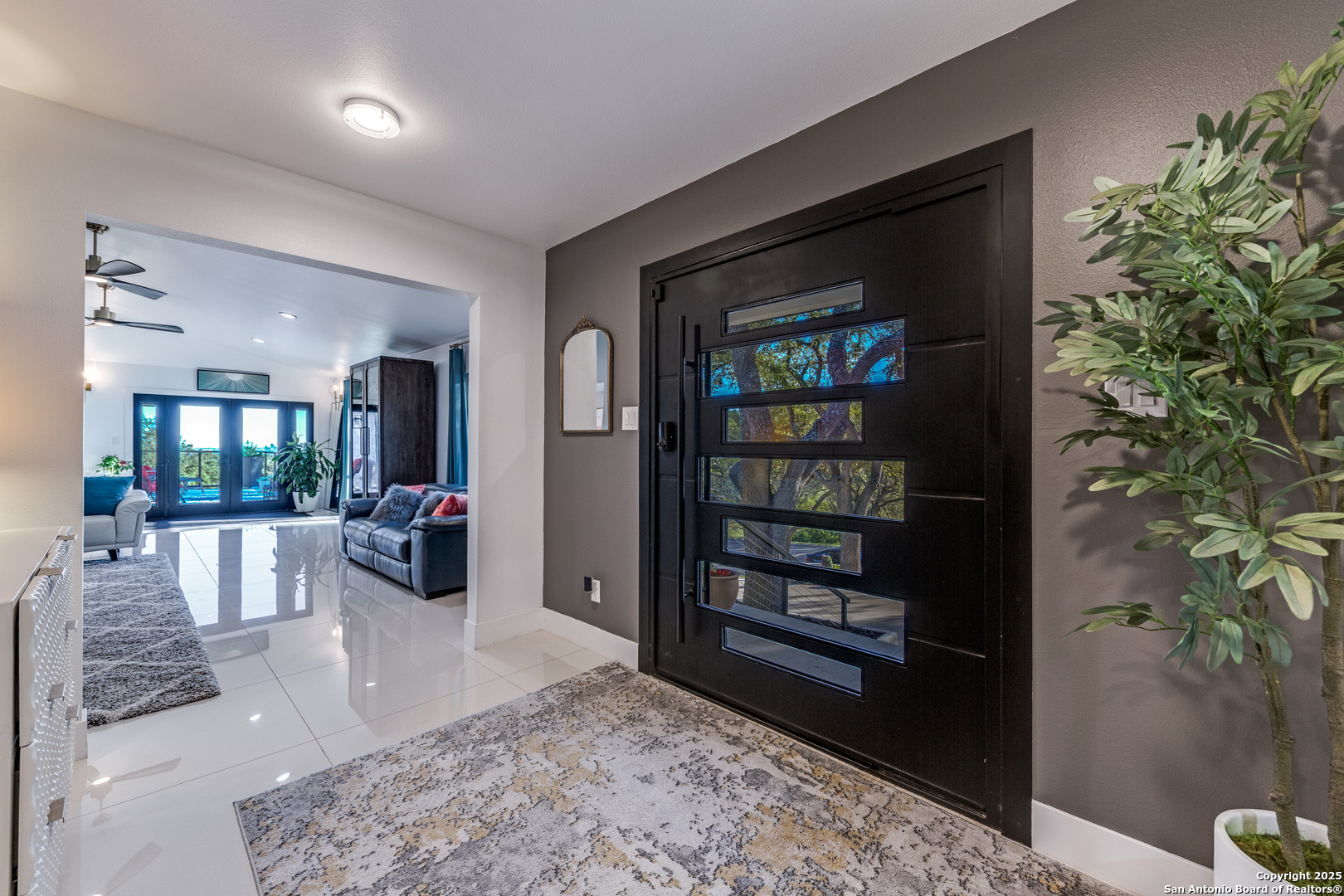 311 E Woodlake Drive San Antonio TX 78229
