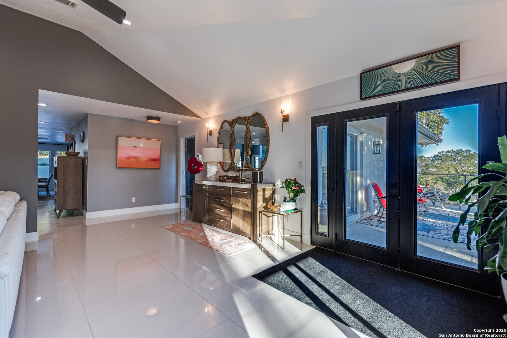311 E Woodlake Drive San Antonio TX 78229