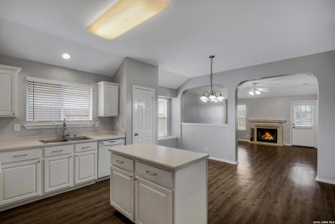 906 Visor Drive San Antonio TX 78258