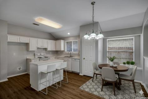 906 Visor Drive San Antonio TX 78258