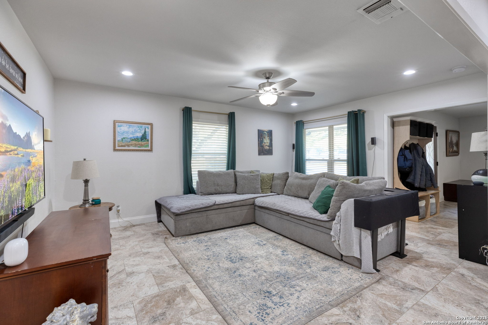 614 Moorside Drive Windcrest TX 78239
