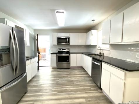 1138 Santa Anna San Antonio TX 78201