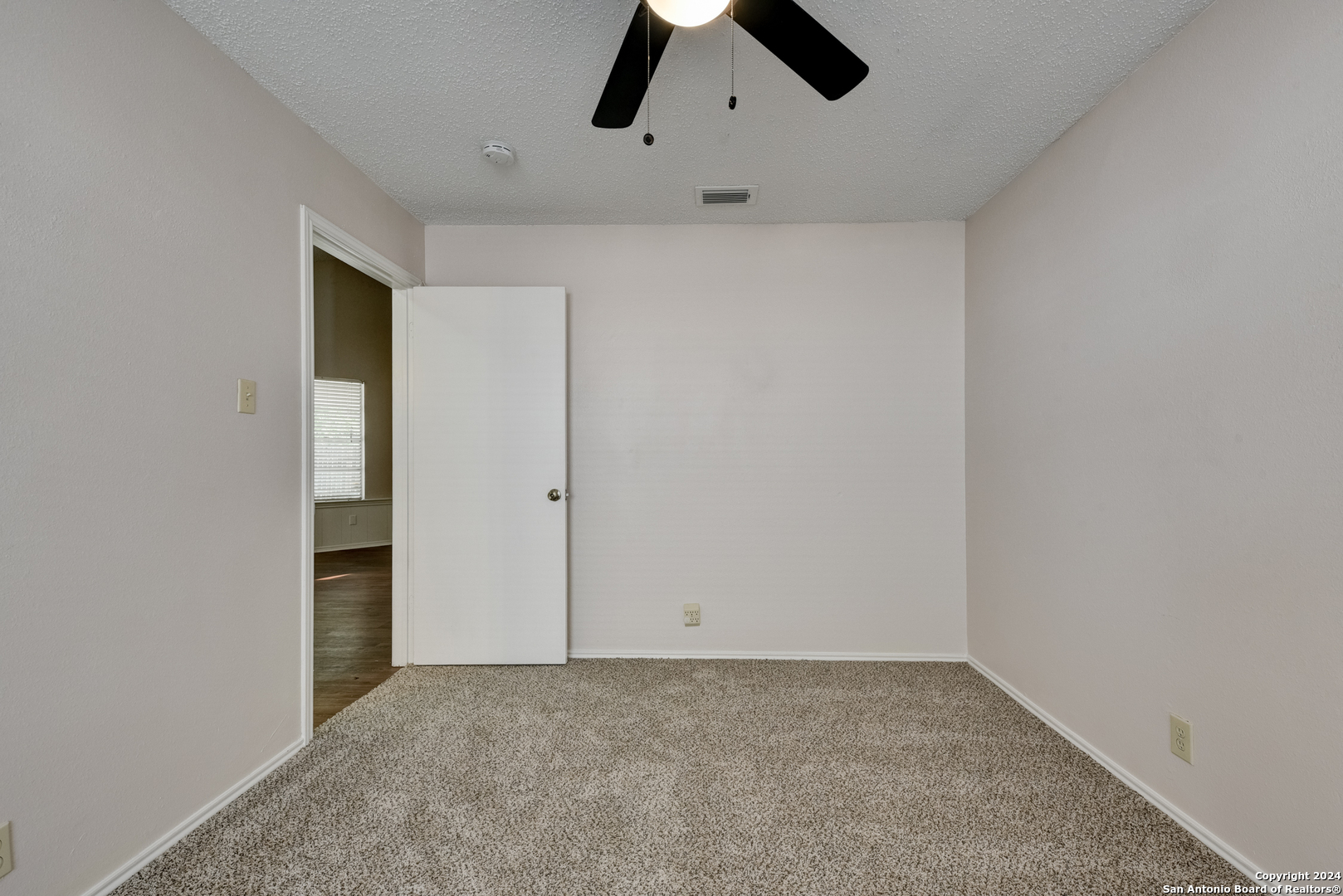 8131 Forest Bow Live Oak TX 78233