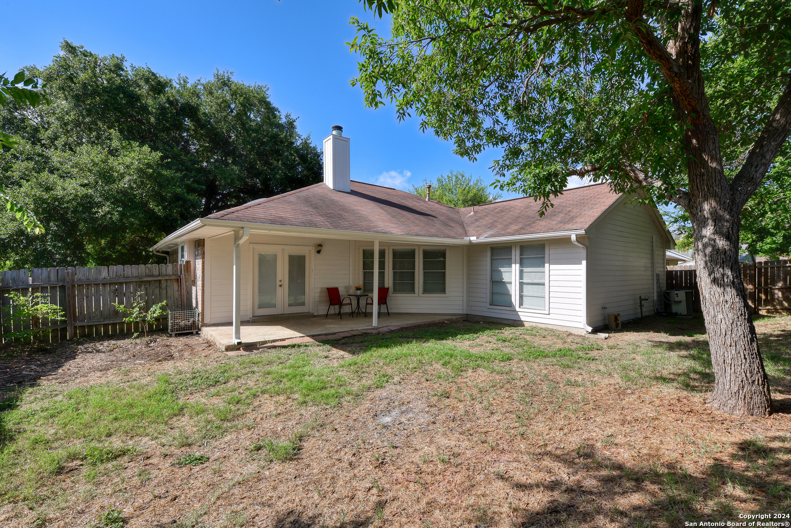 8131 Forest Bow Live Oak TX 78233
