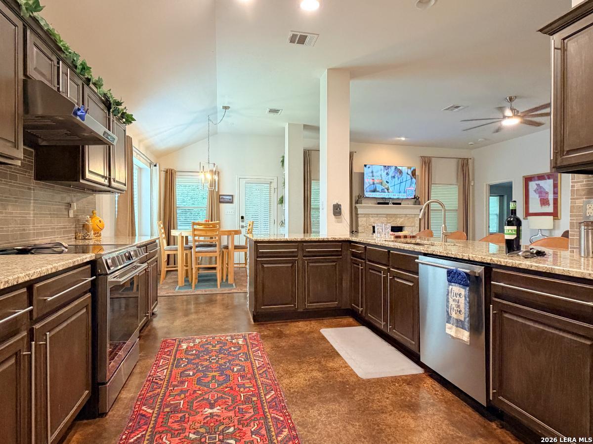 22303 Mesa Butte San Antonio TX 78258