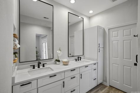 29756 Cojak Circle Fair Oaks Ranch TX 78015