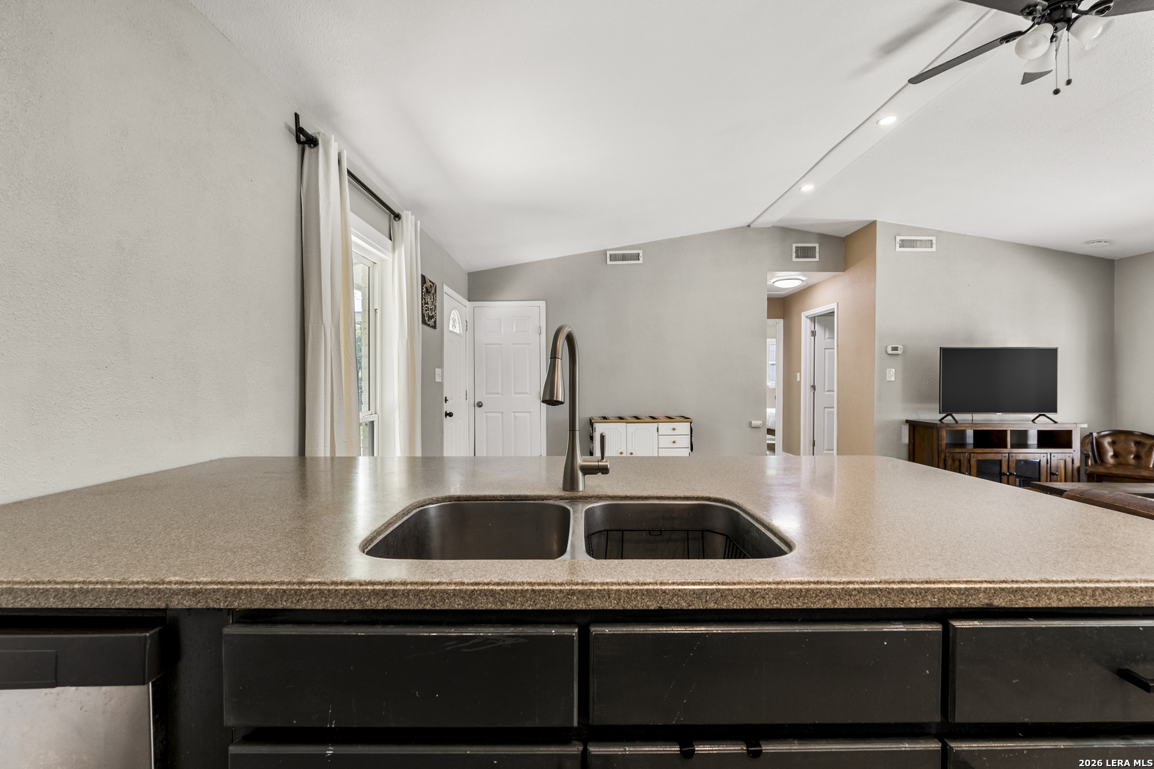 214 La Jolla Live Oak TX 78233