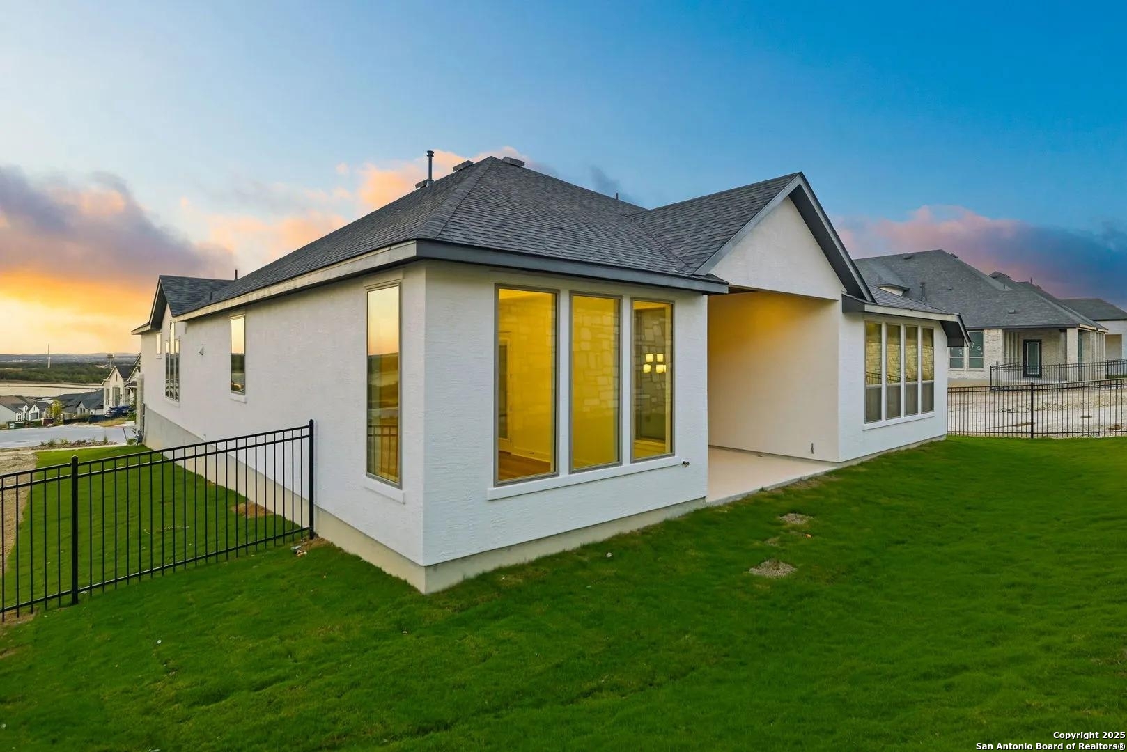 240 Dulce Vista Boerne TX 78006