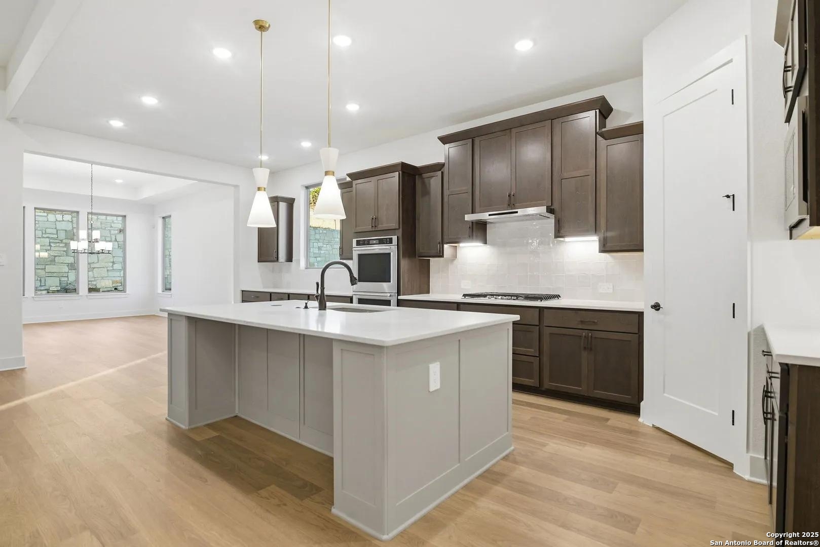 240 Dulce Vista Boerne TX 78006