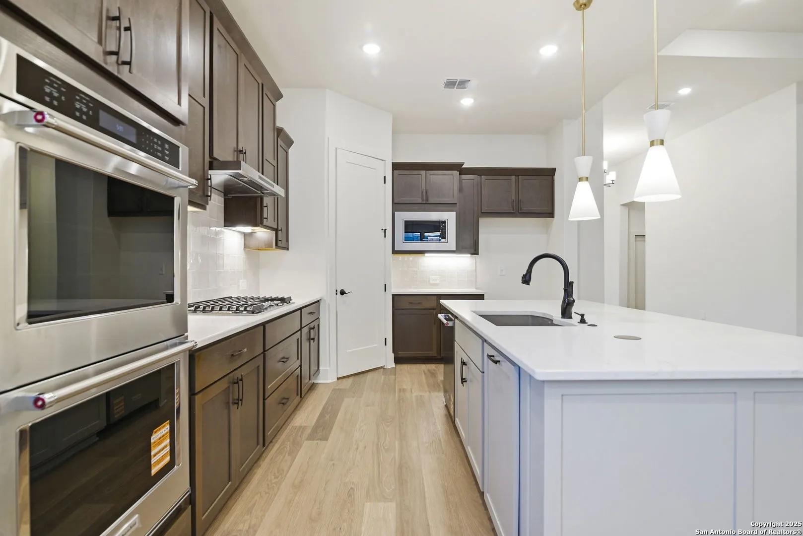 240 Dulce Vista Boerne TX 78006