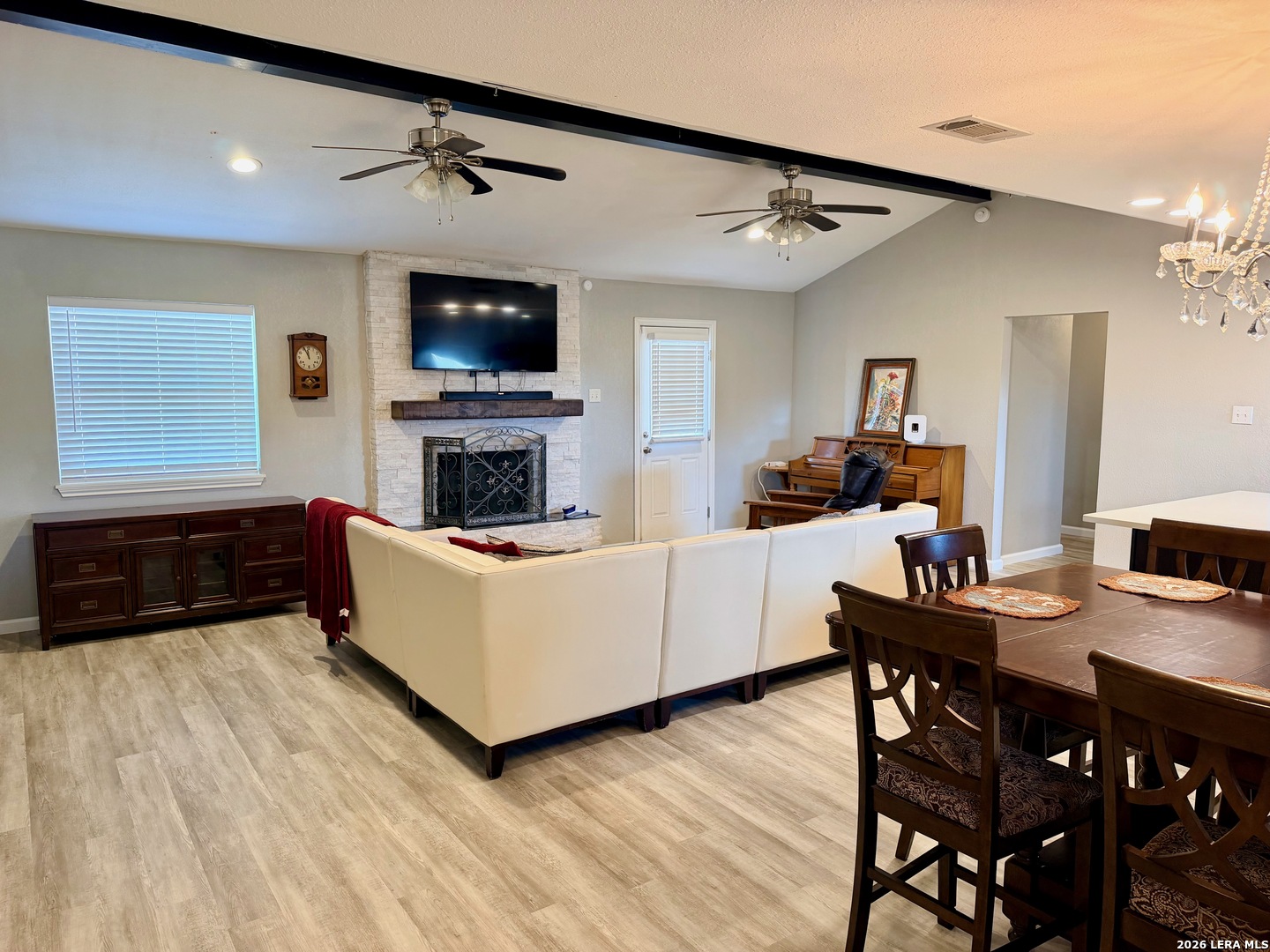 611 Deer Trail Drive Jourdanton TX 78026