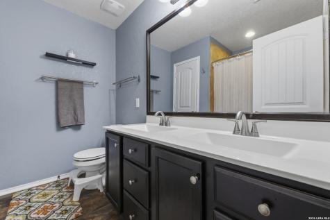 1484 Astor Creek New Braunfels TX 78130