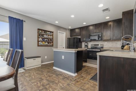 1484 Astor Creek New Braunfels TX 78130