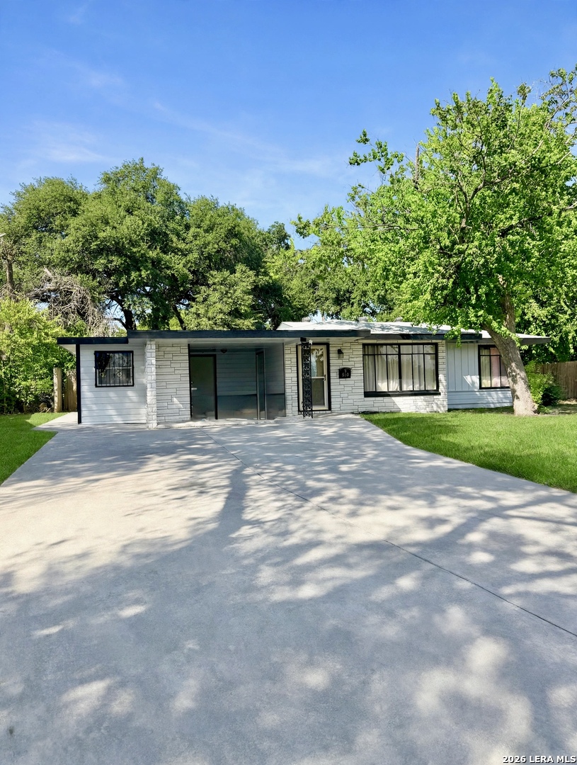 103 Greenhaven Drive San Antonio TX 78201