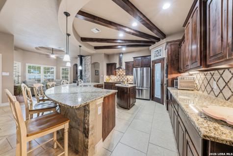 128 Bucks La Vernia TX 78121