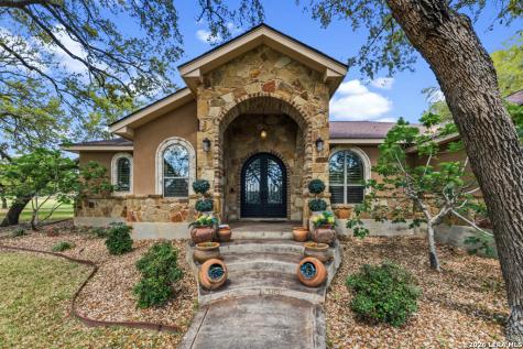 128 Bucks La Vernia TX 78121