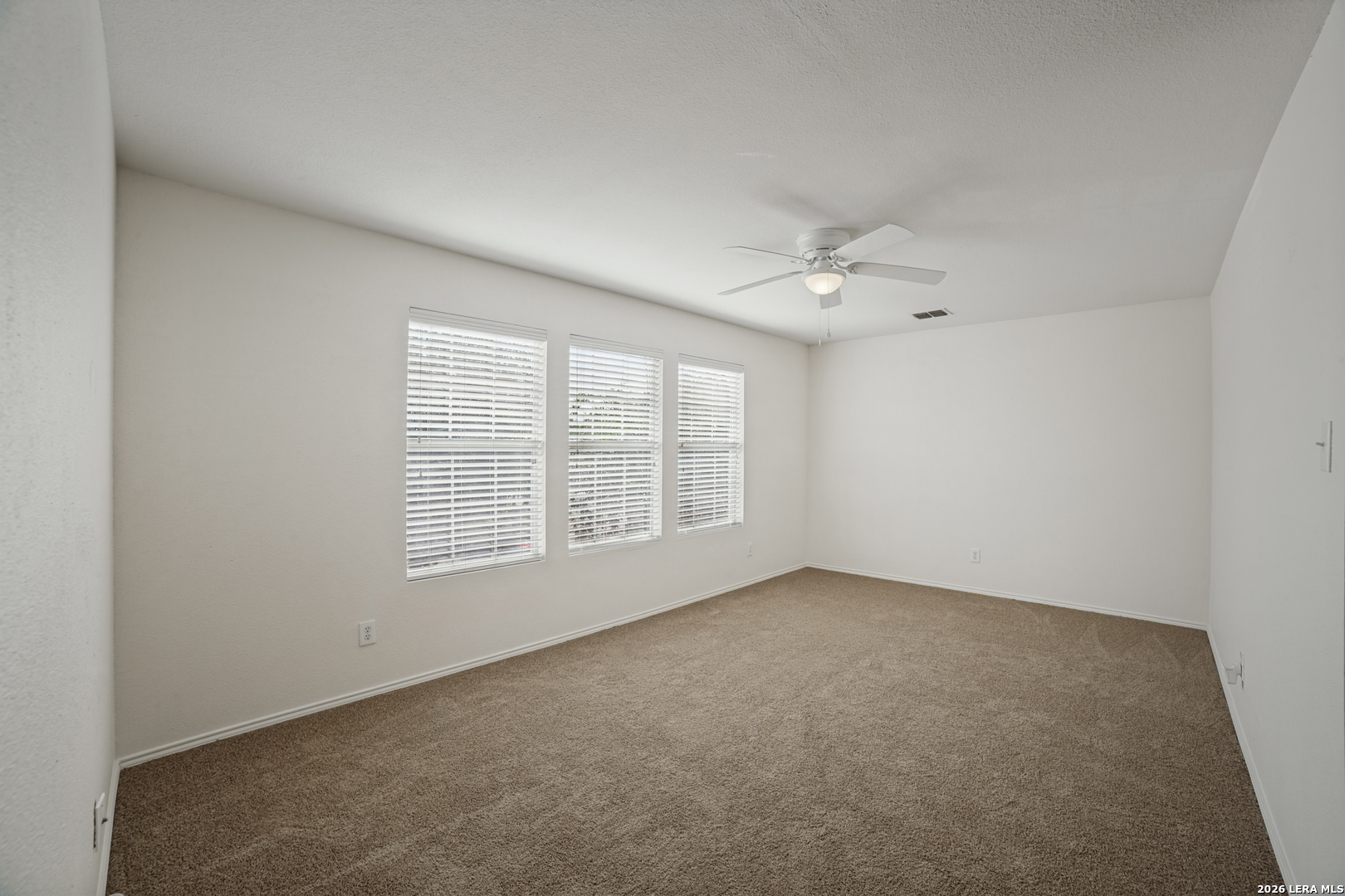 8007 Saratoga Knoll Selma TX 78154