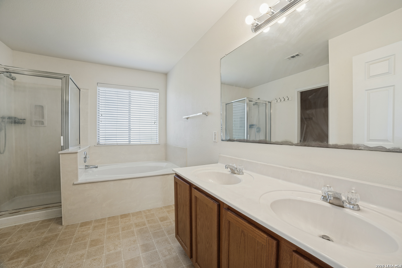 8007 Saratoga Knoll Selma TX 78154