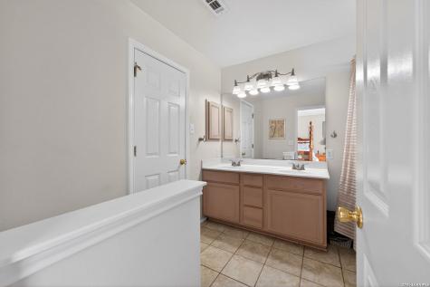 228 Spice Oak Lane Cibolo TX 78108