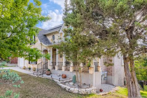 13227 Spring Run Helotes TX 78023