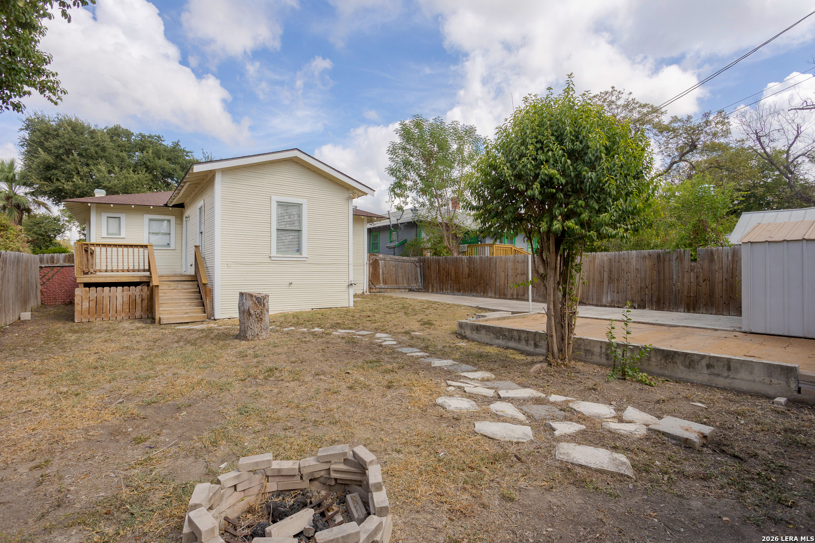 624 W Agarita San Antonio TX 78212