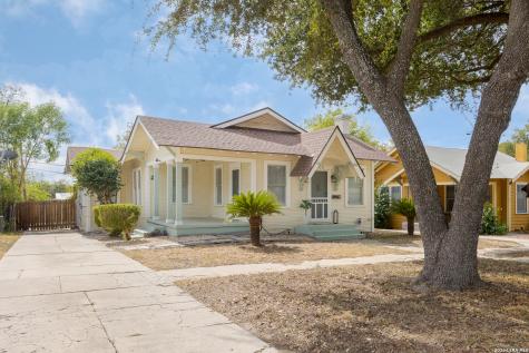 624 W Agarita San Antonio TX 78212