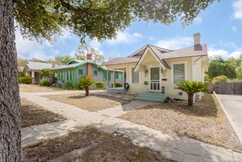 624 W Agarita San Antonio TX 78212