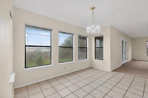 1652 Willow Top Drive Schertz TX 78154