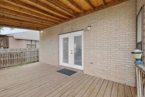 1652 Willow Top Drive Schertz TX 78154